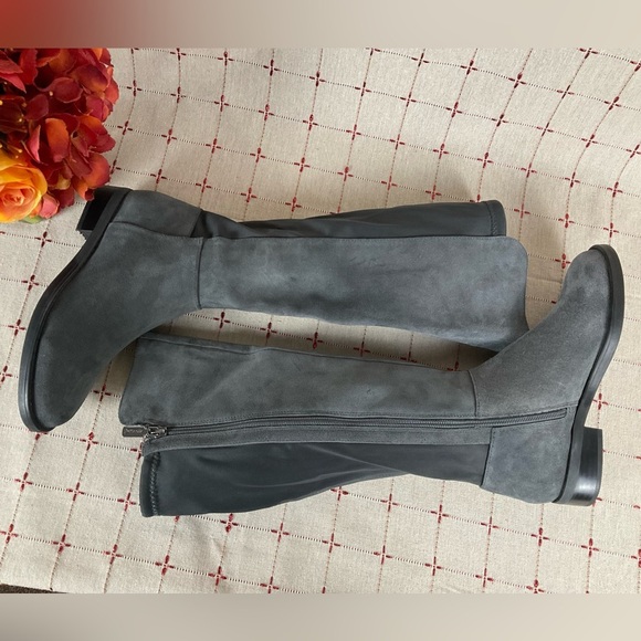 Blondo “Ellie” Grey Suede Knee High Riding Boots Waterproof Size 6.5 NWOB - Picture 9 of 10